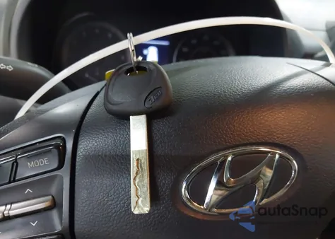 2019 Hyundai Kona Se из США, поврежденный, VIN KM8K12AA9KU243337